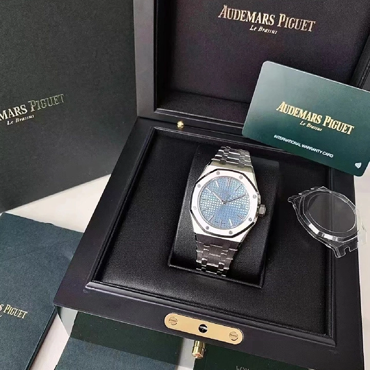 ROYAL OAK SELFWINDING 50TH ANNIVERSARY Ref. 15550ST.OO.1356ST.04 - Image 10