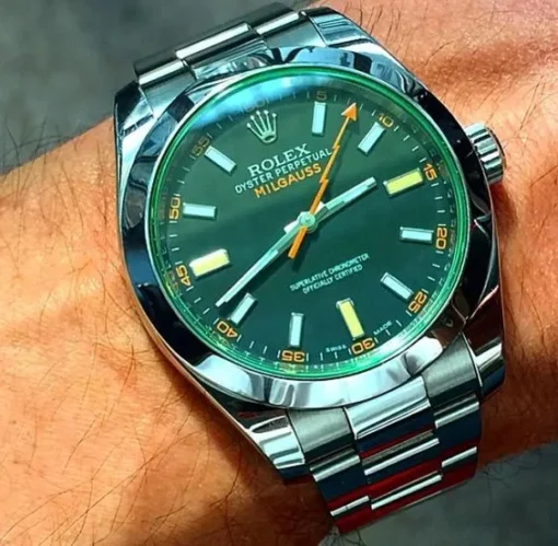 Rolex Oyster Perpetual Milgauss 116400gv Series - Image 3